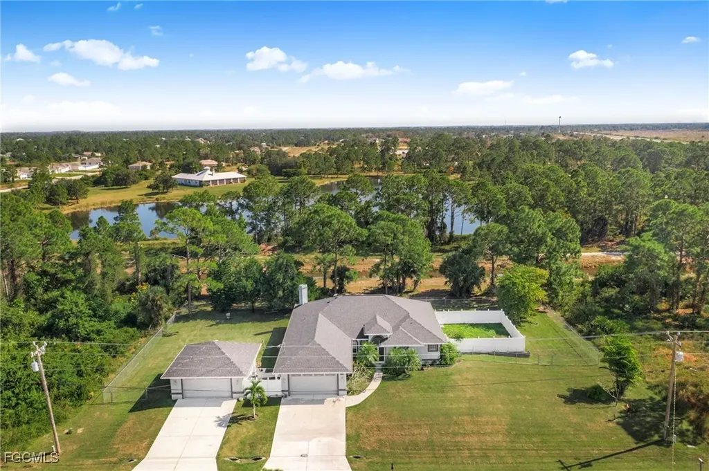 1069 Joponica Avenue S Lehigh Acres FL 33974
