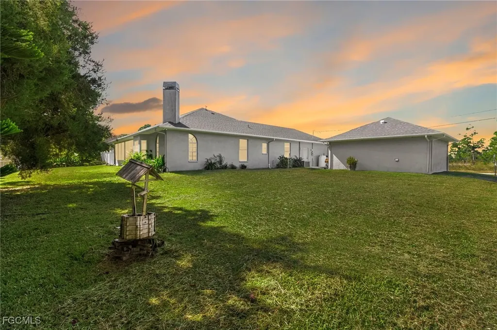 1069 Joponica Avenue S Lehigh Acres FL 33974