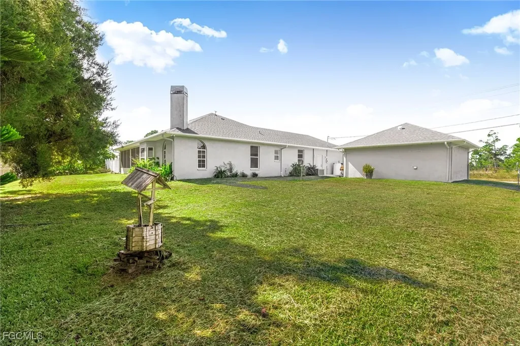 1069 Joponica Avenue S Lehigh Acres FL 33974