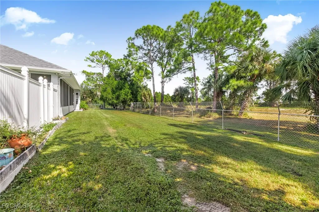 1069 Joponica Avenue S Lehigh Acres FL 33974