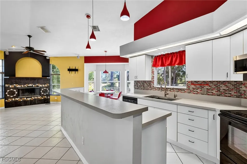 1069 Joponica Avenue S Lehigh Acres FL 33974