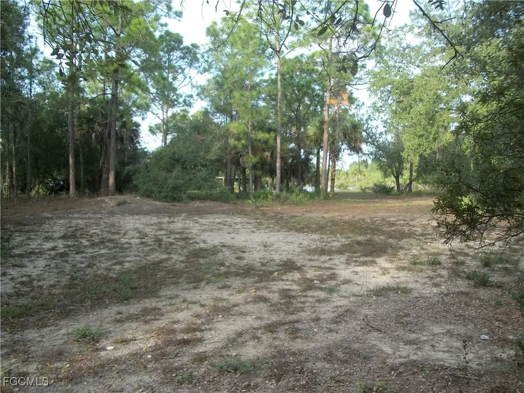 123 Pine Lake Avenue Clewiston FL 33440