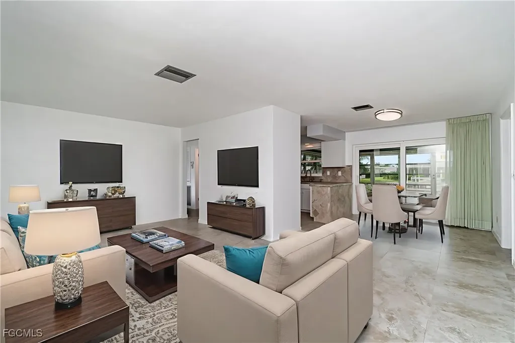 3106 SE 18th Place Cape Coral FL 33904