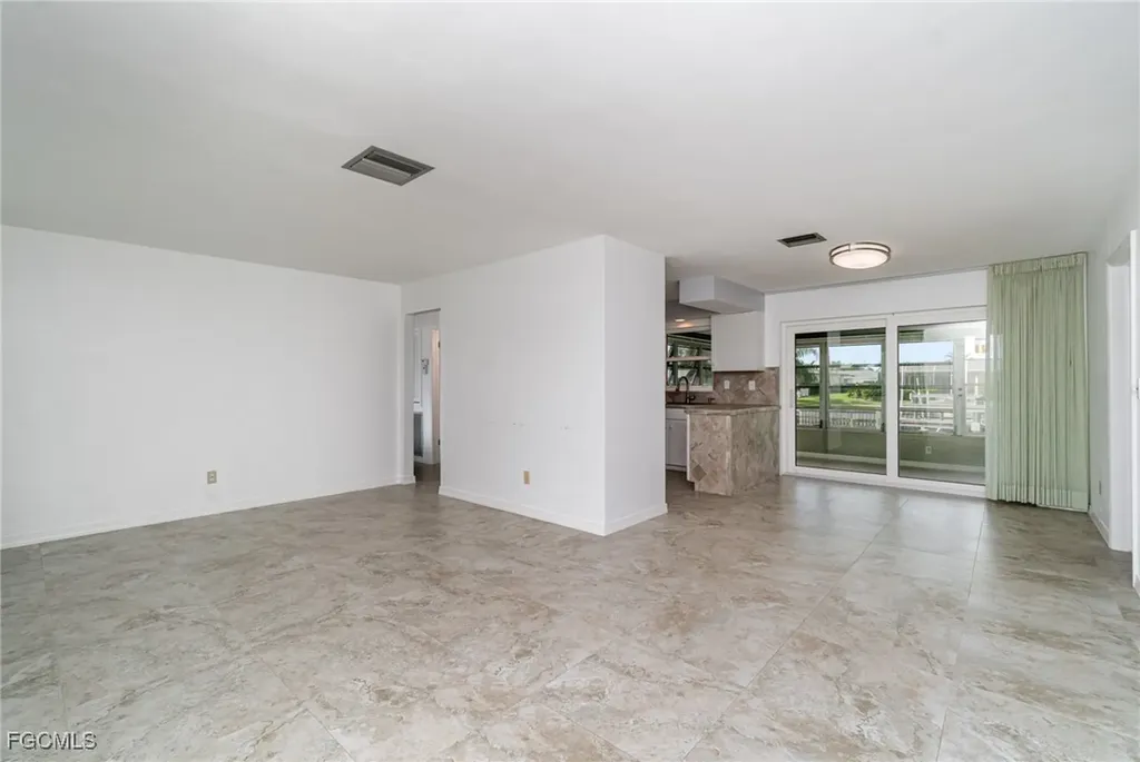 3106 SE 18th Place Cape Coral FL 33904