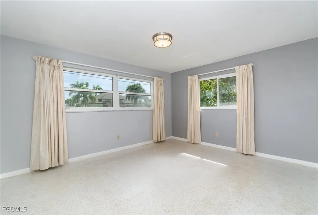 3106 SE 18th Place Cape Coral FL 33904