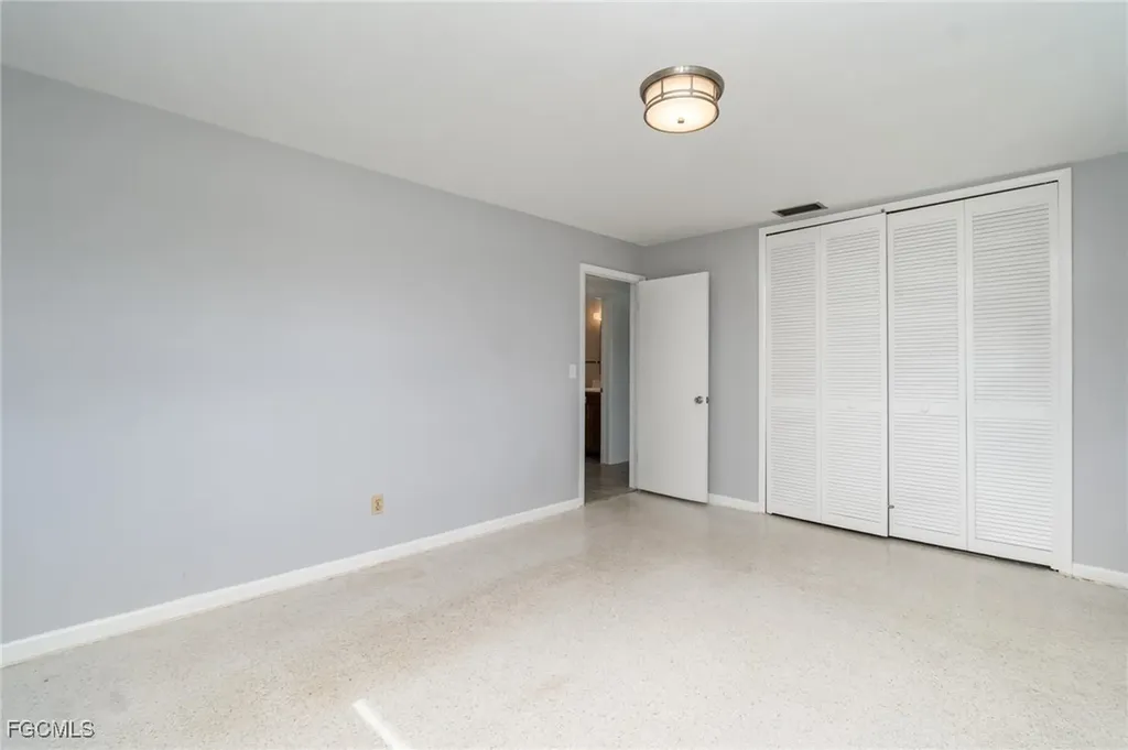3106 SE 18th Place Cape Coral FL 33904