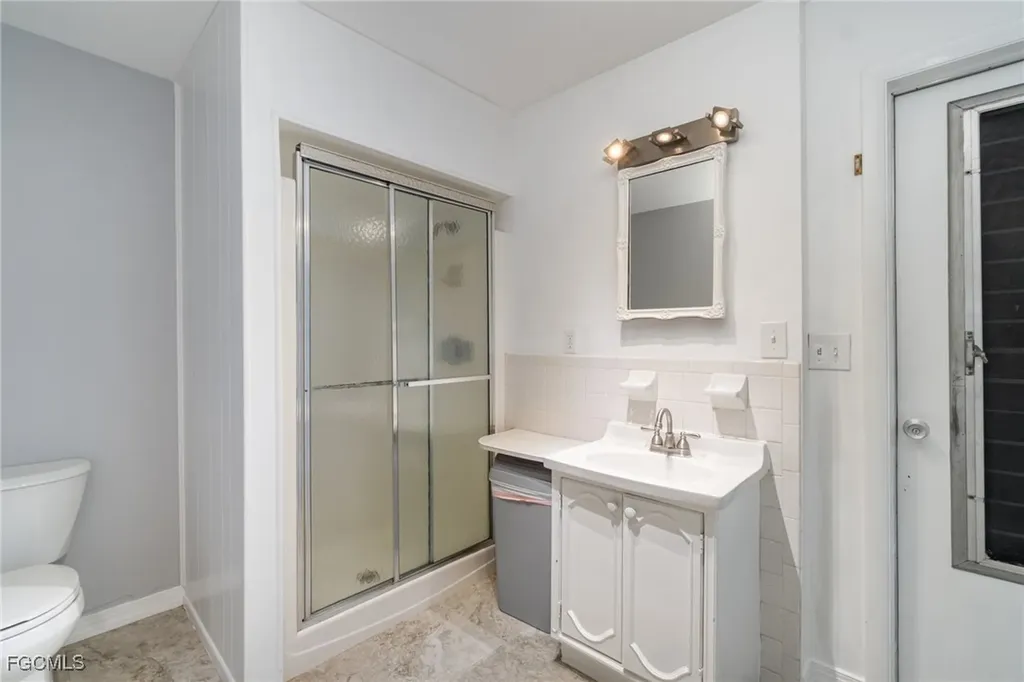 3106 SE 18th Place Cape Coral FL 33904