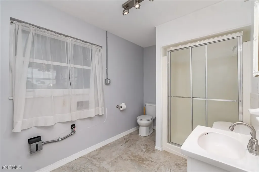 3106 SE 18th Place Cape Coral FL 33904
