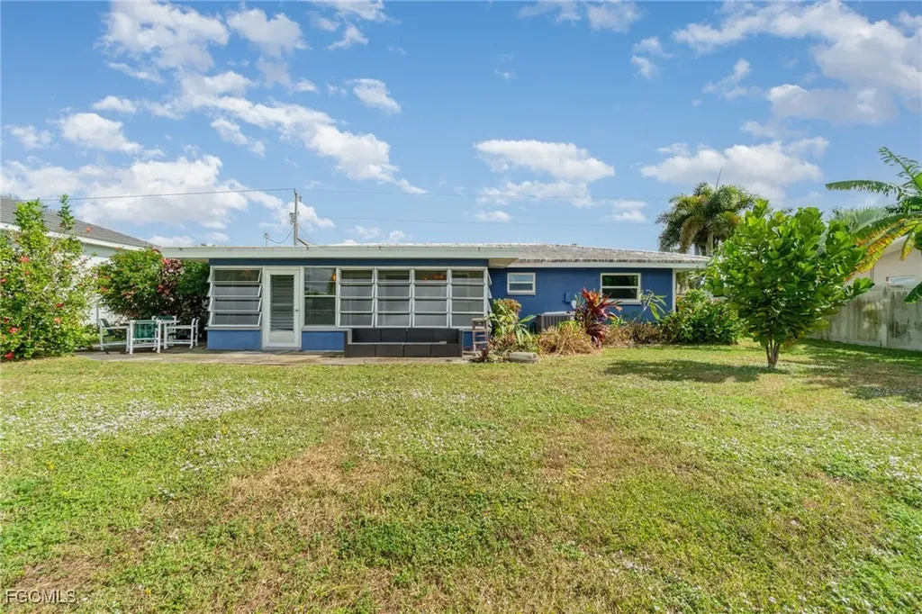 3106 SE 18th Place Cape Coral FL 33904