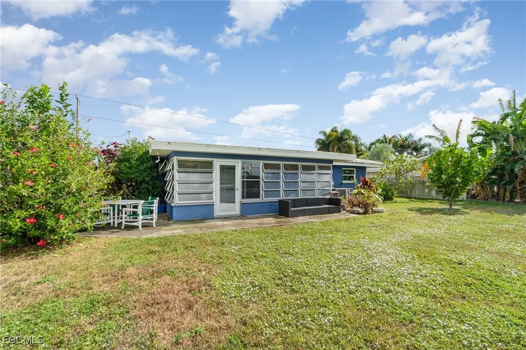 3106 SE 18th Place Cape Coral FL 33904