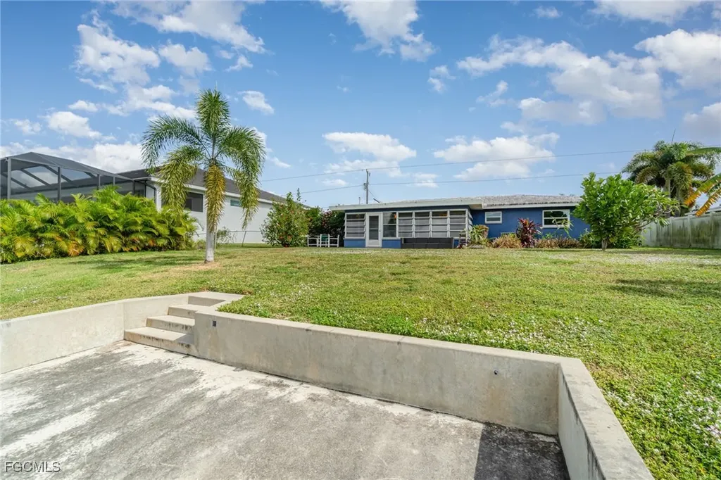 3106 SE 18th Place Cape Coral FL 33904