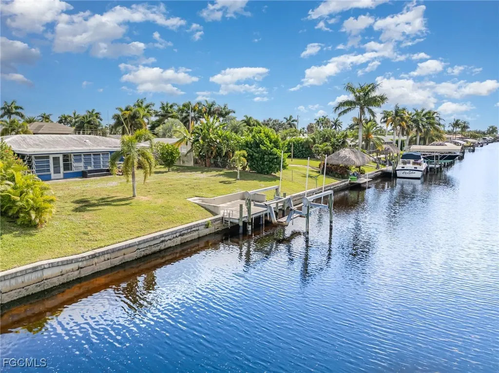 3106 SE 18th Place Cape Coral FL 33904