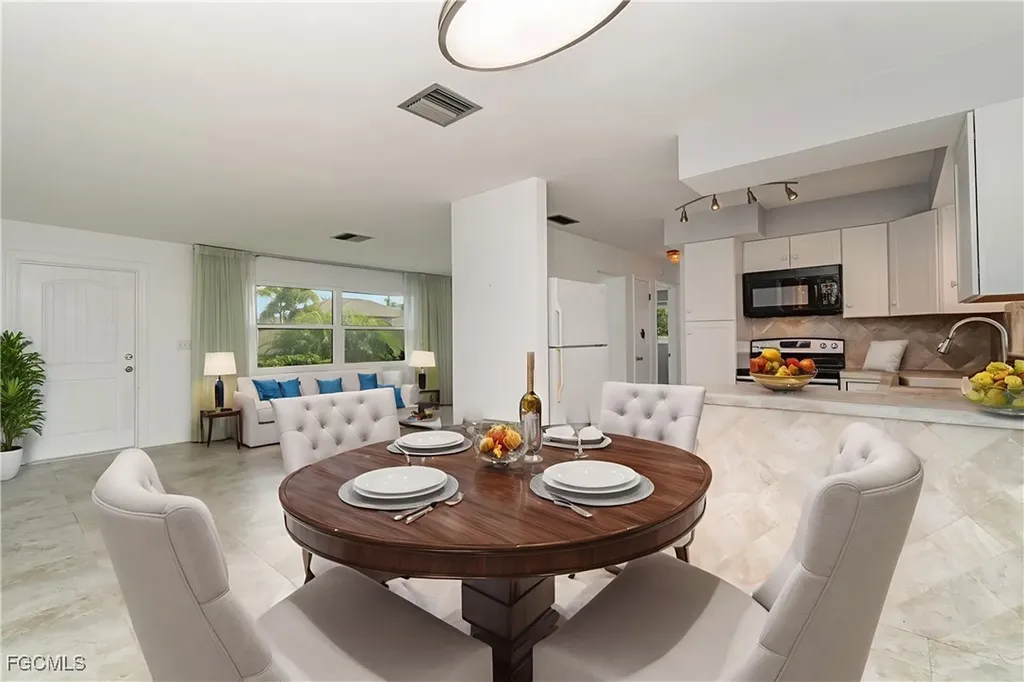 3106 SE 18th Place Cape Coral FL 33904