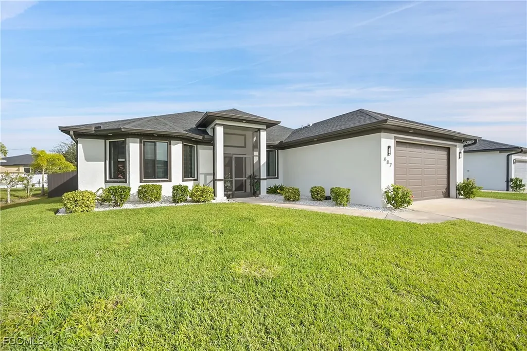 607 NW 16th Place Cape Coral FL 33993