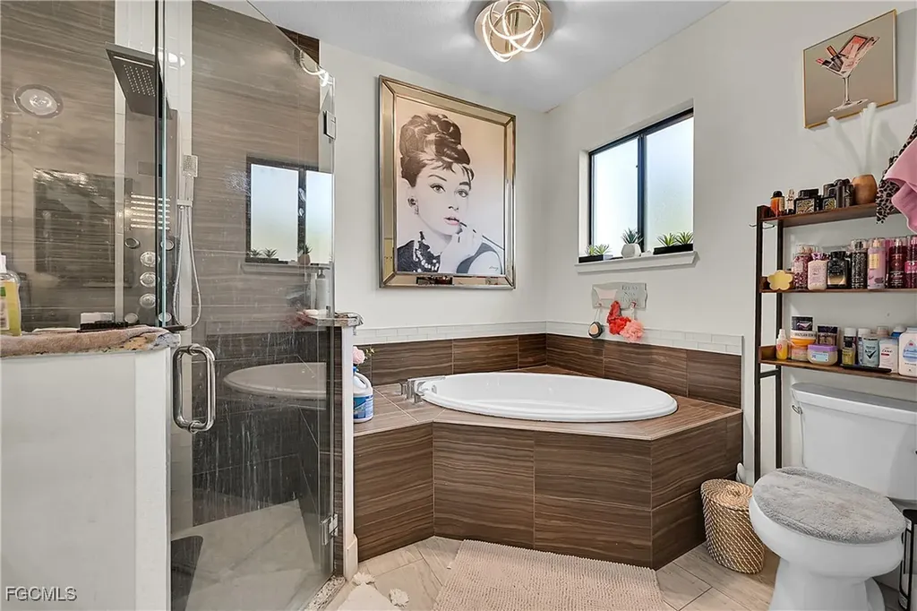 607 NW 16th Place Cape Coral FL 33993