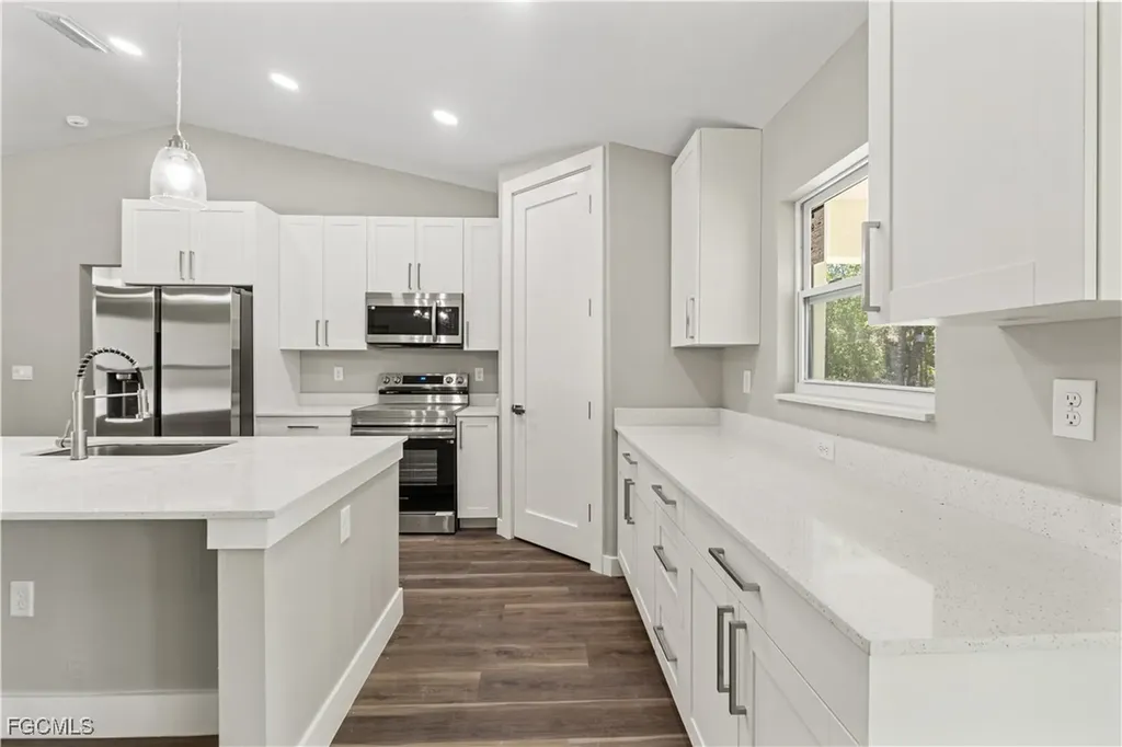 8782 N Sandee Drive Citrus Springs FL 34434