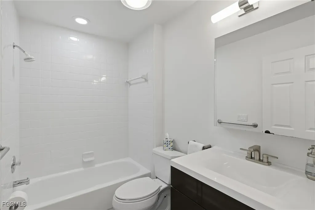 9721 Keel Court Fort Myers FL 33919