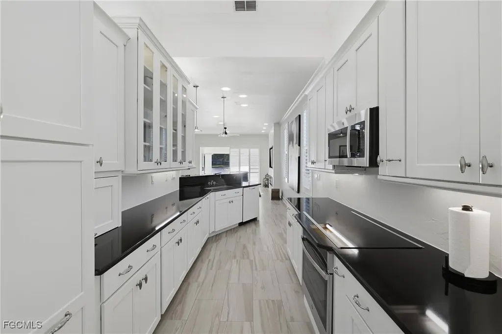 9721 Keel Court Fort Myers FL 33919