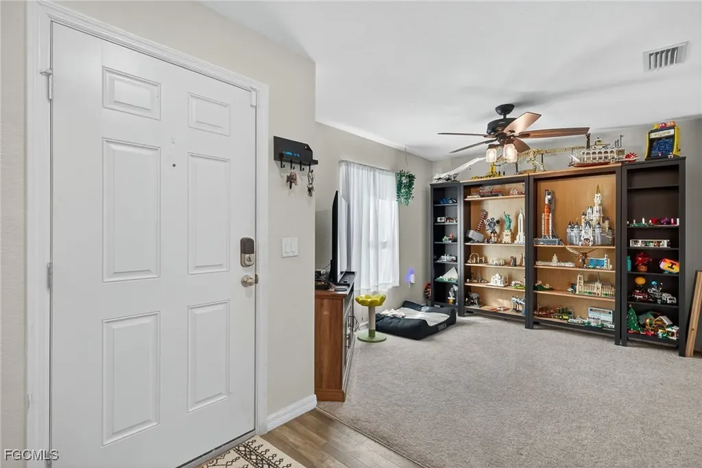 1511 NE 13th Terrace Cape Coral FL 33909