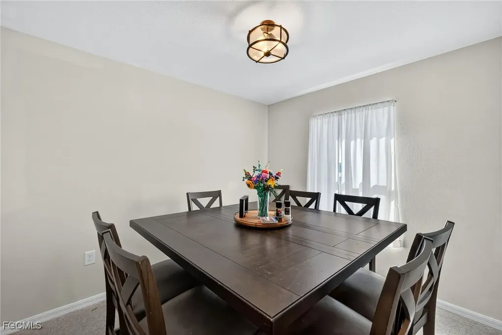 1511 NE 13th Terrace Cape Coral FL 33909