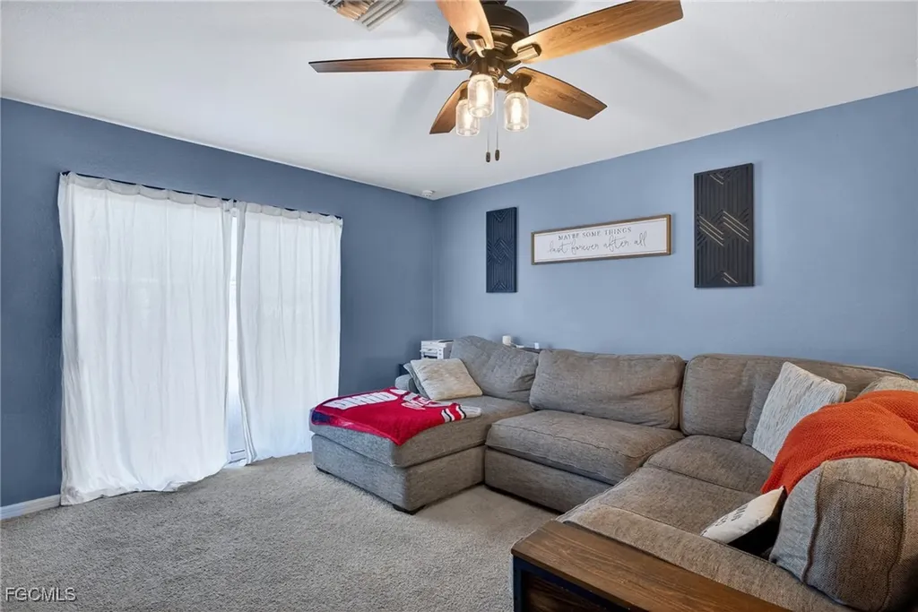 1511 NE 13th Terrace Cape Coral FL 33909