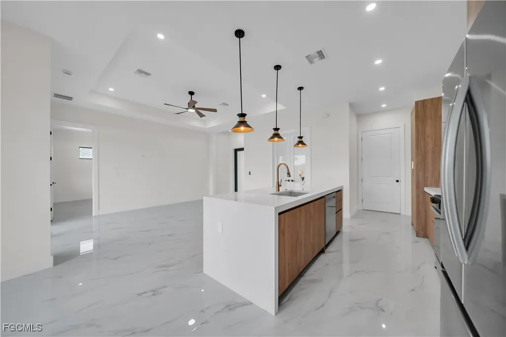 626 NE 8th Street Cape Coral FL 33909