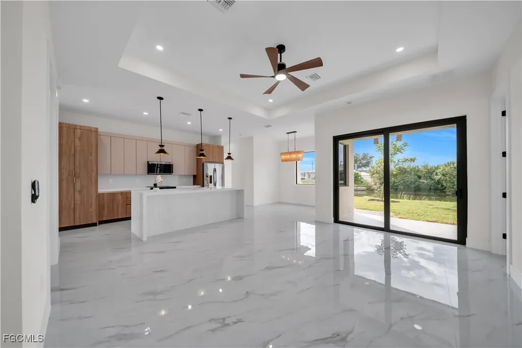 626 NE 8th Street Cape Coral FL 33909