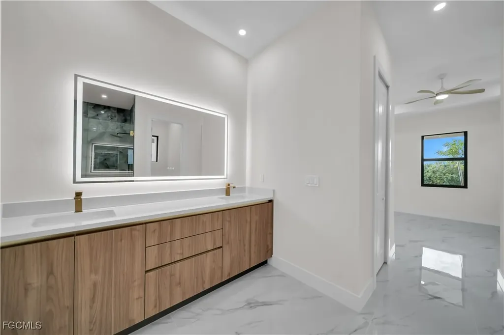 626 NE 8th Street Cape Coral FL 33909