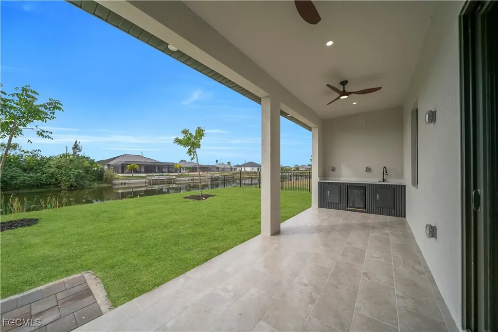 626 NE 8th Street Cape Coral FL 33909