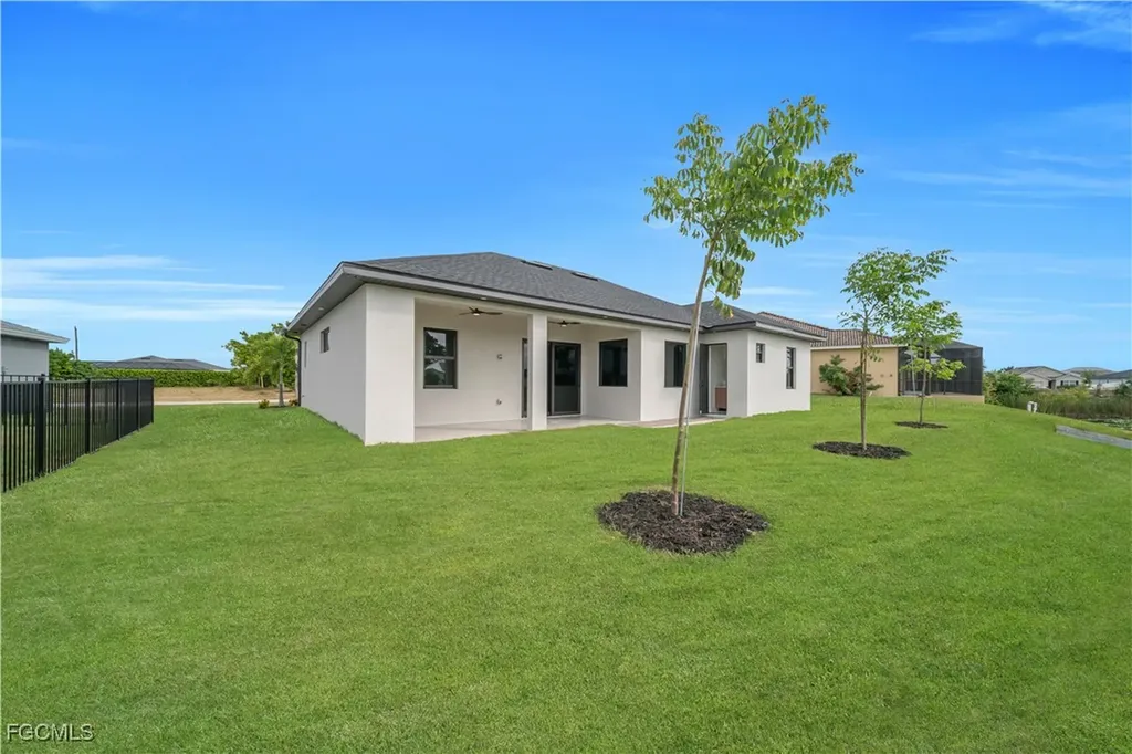 626 NE 8th Street Cape Coral FL 33909