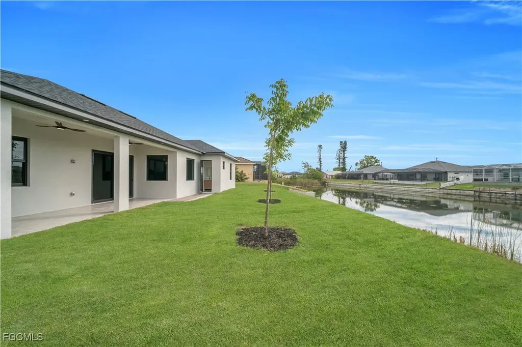 626 NE 8th Street Cape Coral FL 33909