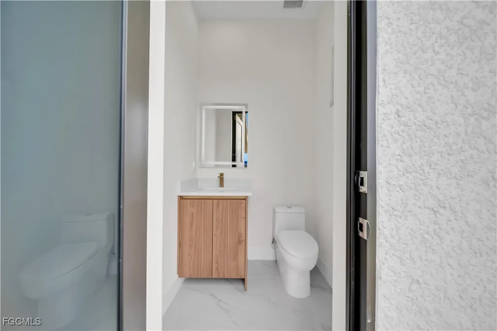 626 NE 8th Street Cape Coral FL 33909