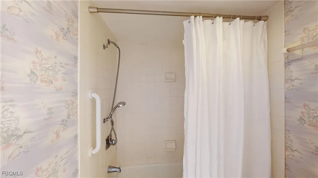 3350 N Key Drive North Fort Myers FL 33903