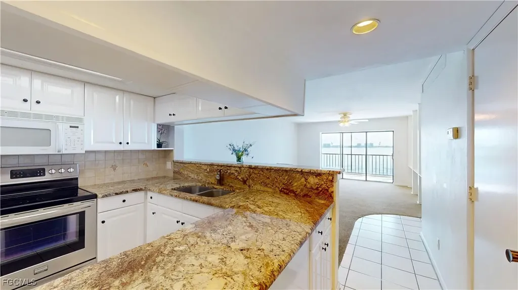 3350 N Key Drive North Fort Myers FL 33903