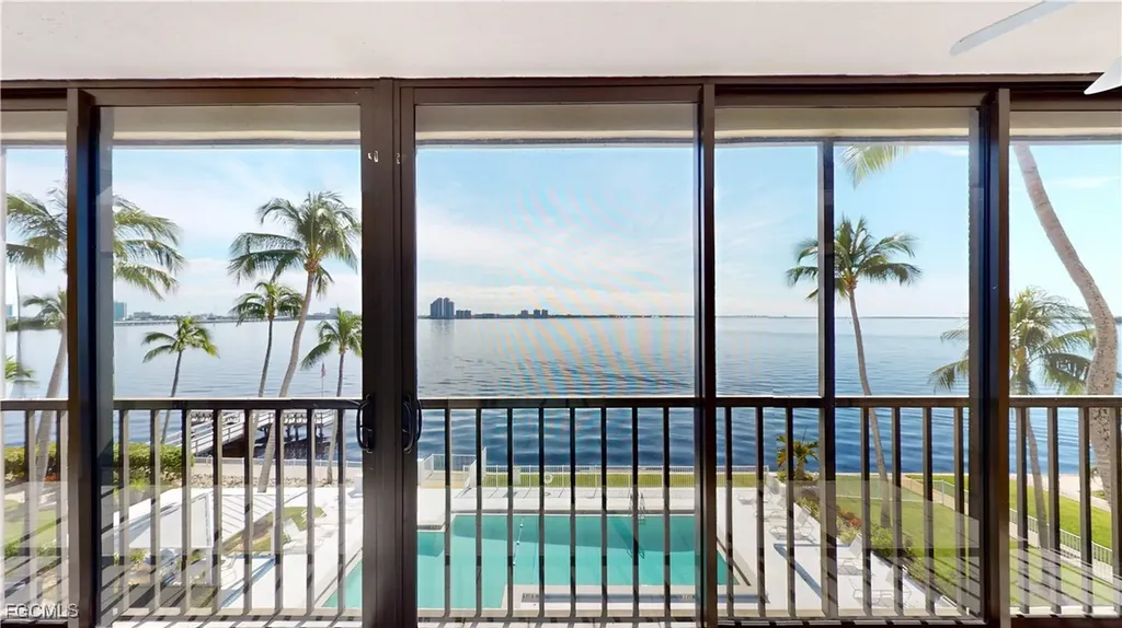 3350 N Key Drive North Fort Myers FL 33903