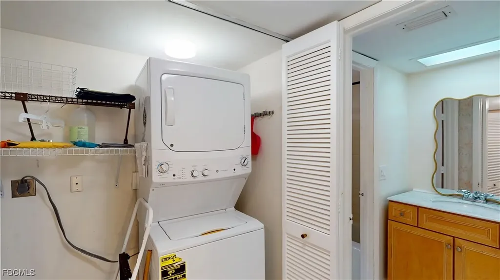 3350 N Key Drive North Fort Myers FL 33903