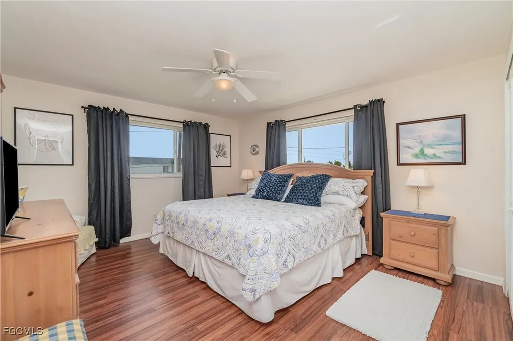 4802 Tudor Drive Cape Coral FL 33904
