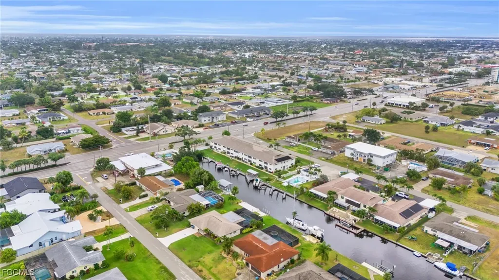 4802 Tudor Drive Cape Coral FL 33904