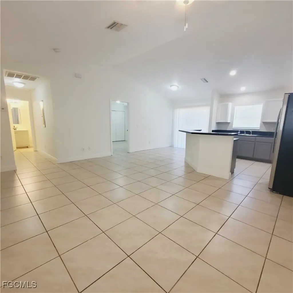 777 Bedford Drive Lehigh Acres FL 33974