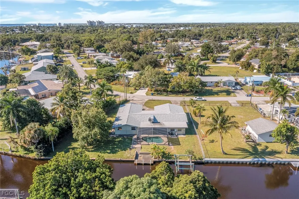 1366 Sunrise Drive North Fort Myers FL 33917