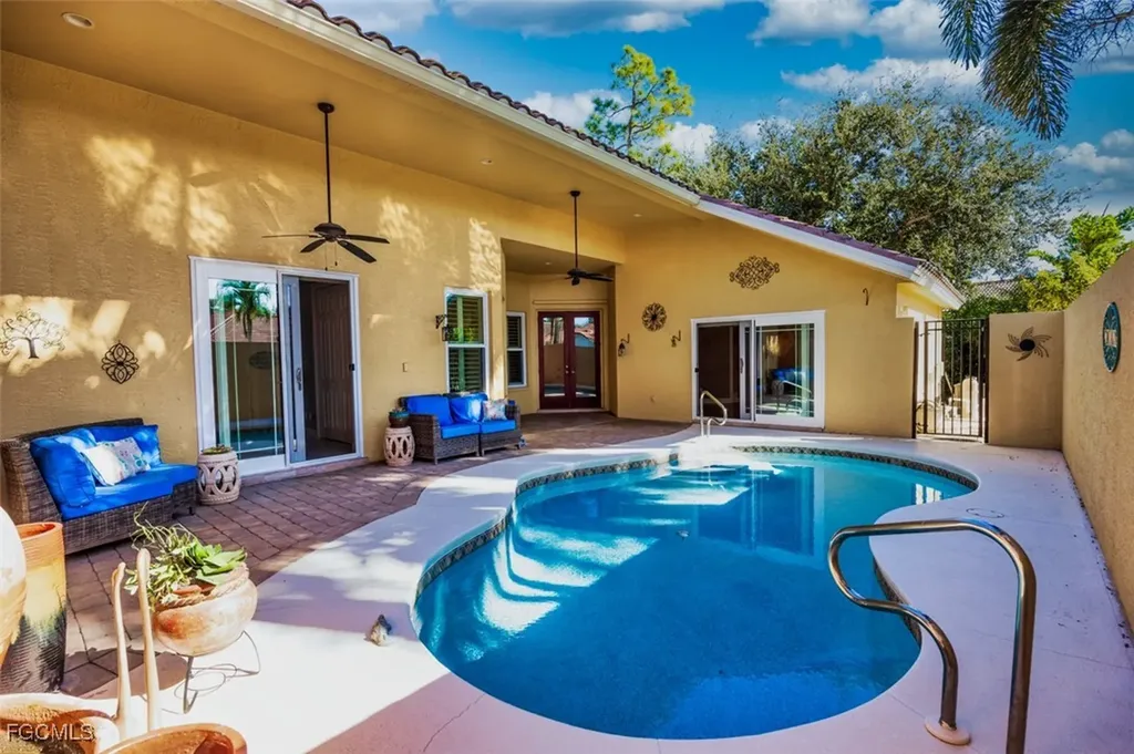 Fort Myers FL, 11551 Axis Deer Lane
