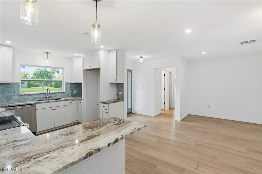 13724 River Forest Drive Fort Myers FL 33905