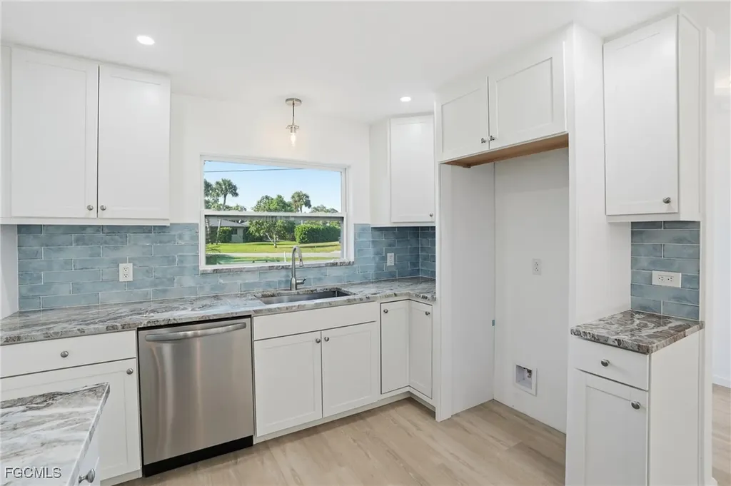 13724 River Forest Drive Fort Myers FL 33905