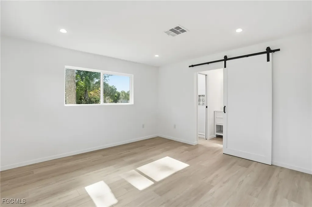 13724 River Forest Drive Fort Myers FL 33905