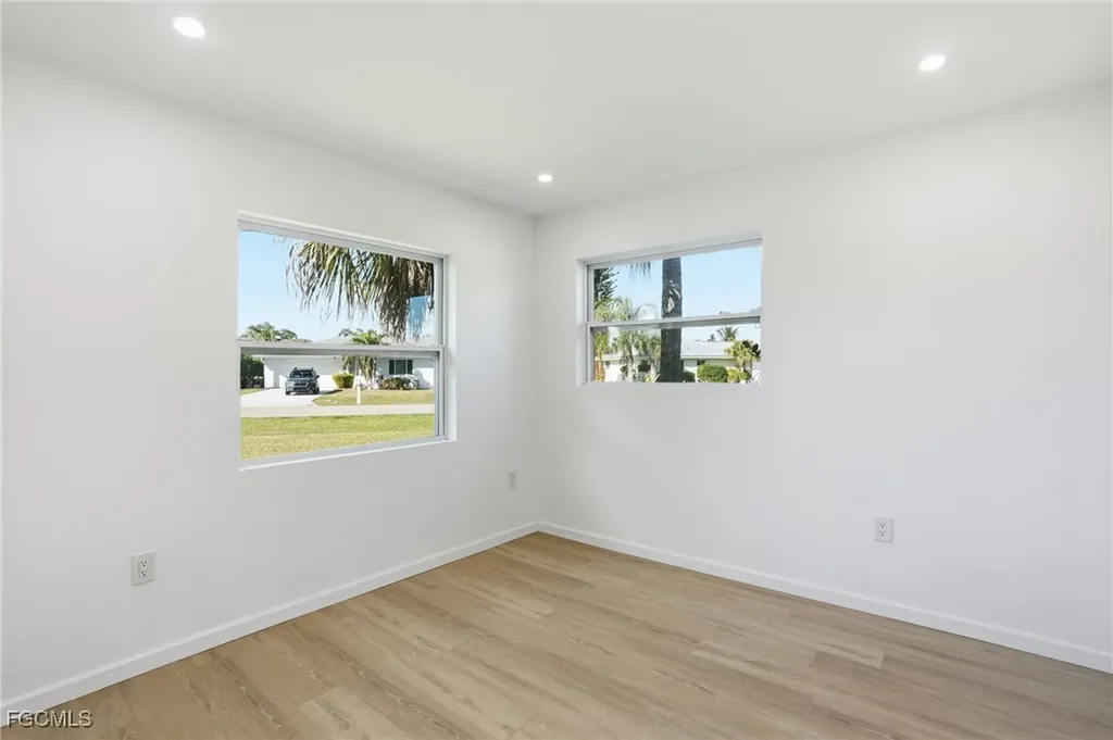 13724 River Forest Drive Fort Myers FL 33905