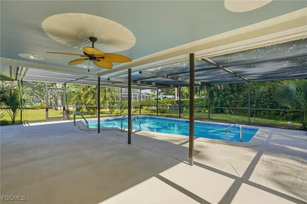 13724 River Forest Drive Fort Myers FL 33905