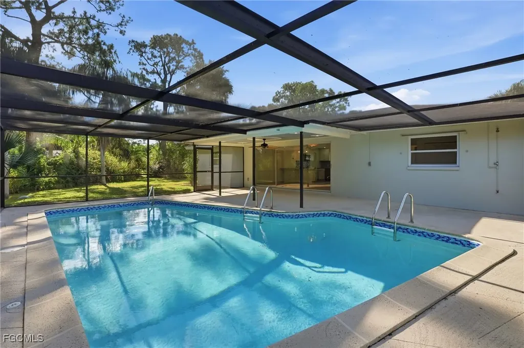 13724 River Forest Drive Fort Myers FL 33905