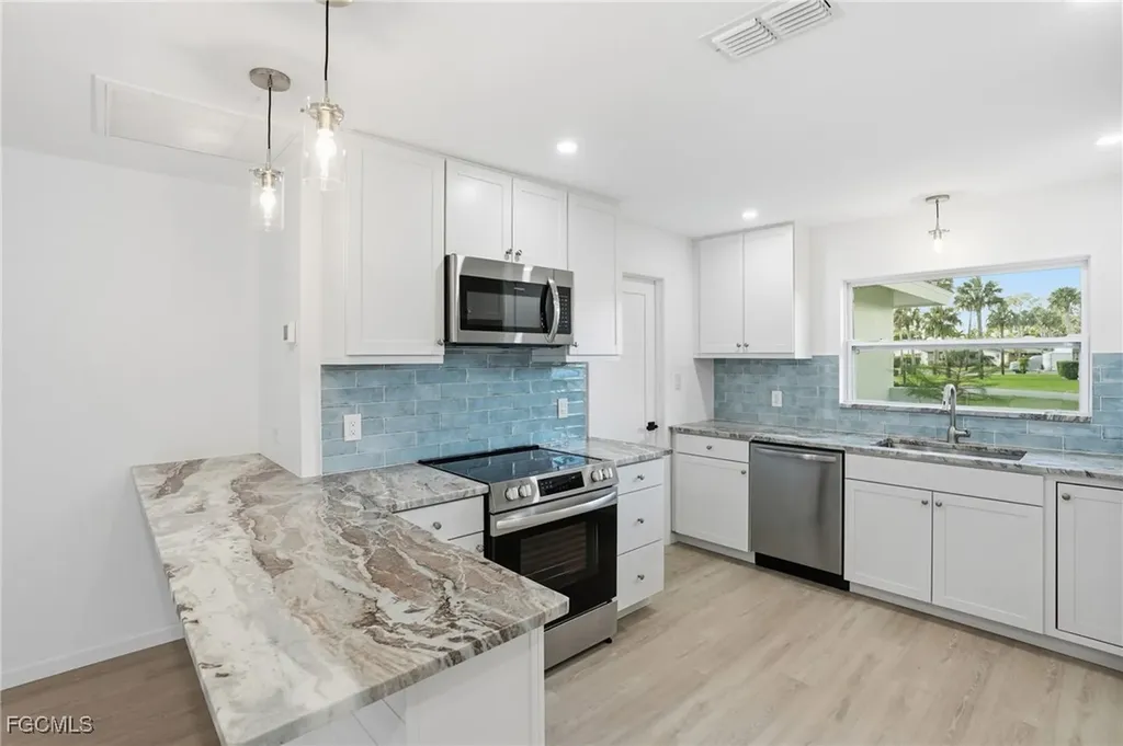 13724 River Forest Drive Fort Myers FL 33905