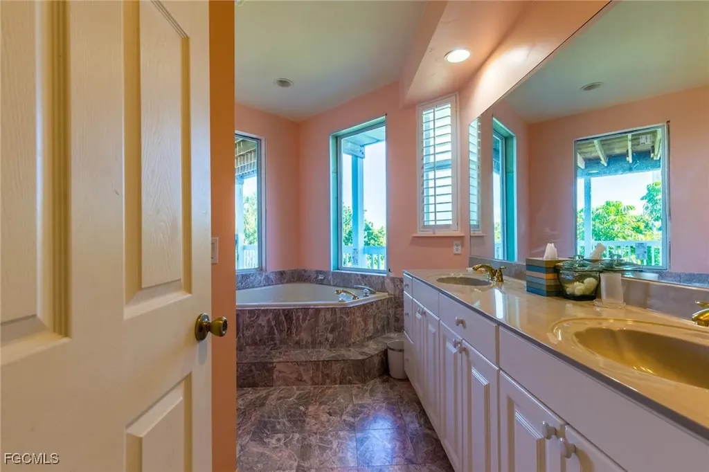 621 Rum Road Captiva FL 33924