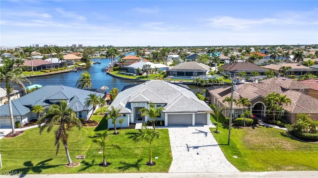 2304 SW 38th Terrace Cape Coral FL 33914
